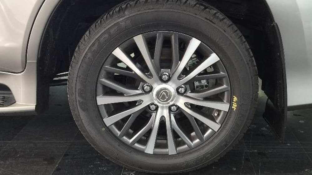 Ảnh chi tiết Lexus LX570 2016 tại Việt Nam Lexus LX570 2016 (8).jpg