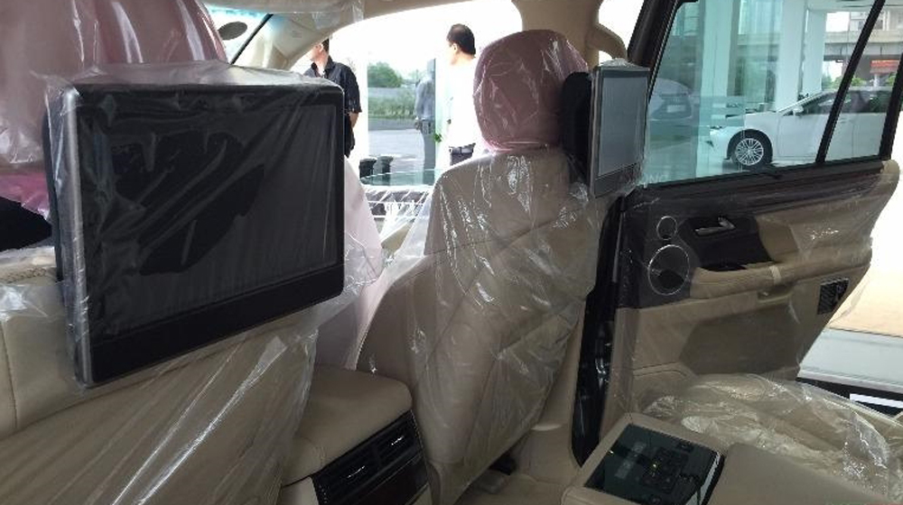 Ảnh chi tiết Lexus LX570 2016 tại Việt Nam Lexus LX570 2016 (9).jpg