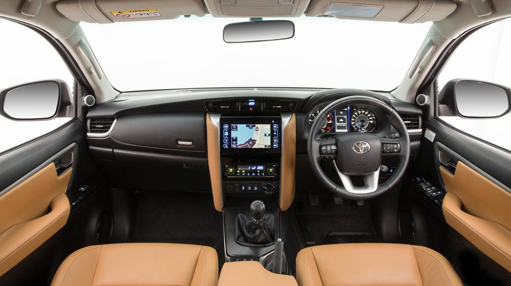 Soi chi tiết Toyota Fortuner 2016 cho thị trường Australia Toyota_Fortuner_2016_Australia (2).jpg