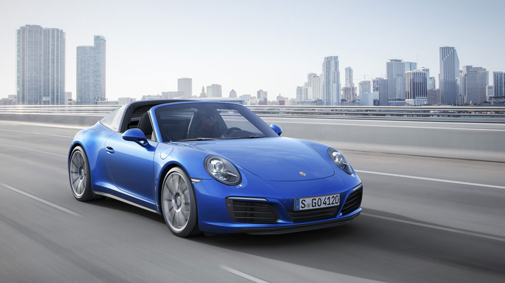 Công bố giá bán Porsche 911 Carrera 4 và 911 Targa 4 tại Việt Nam