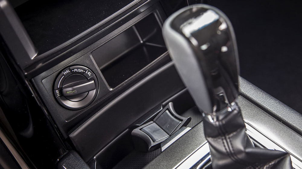 Ảnh chi tiết Toyota Land Cruiser Prado 2015 toyota-land-cruiser-prado-2015 (11).jpg
