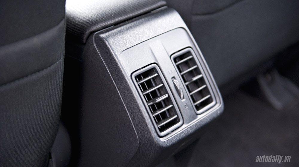 Đánh giá Honda City 1.5 CVT 2016: Tập trung về “chất” Honda City 2016 (68).jpg
