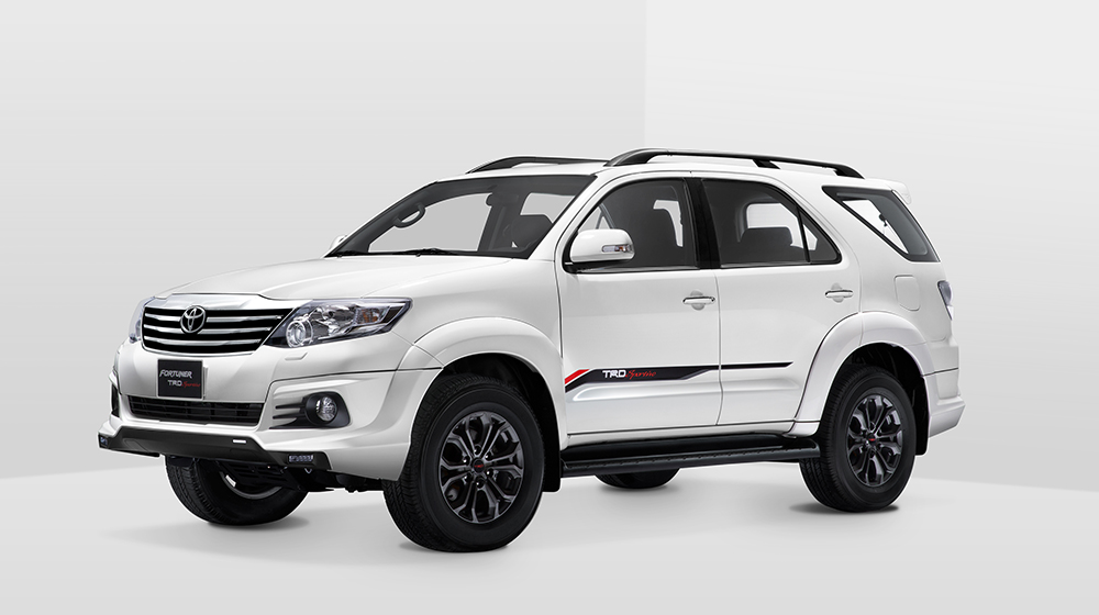 “Mổ xẻ” Toyota Fortuner TRD Sportivo 2015 trước thềm VMS 2015 Toyota_Fortuner_TRD_Sportivo (7).jpg