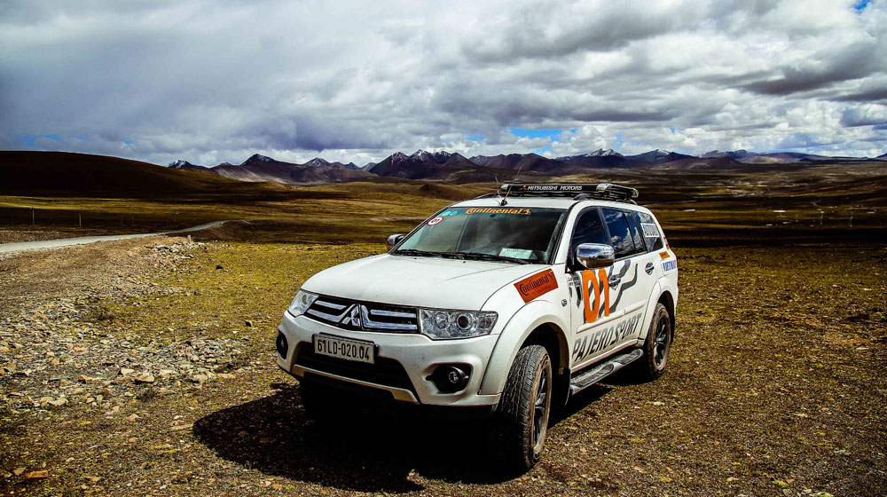 Đi Tây Tạng để tận hưởng hành trình hơn là đích đến mitsubishi-pajero-tay-tang (3).jpg