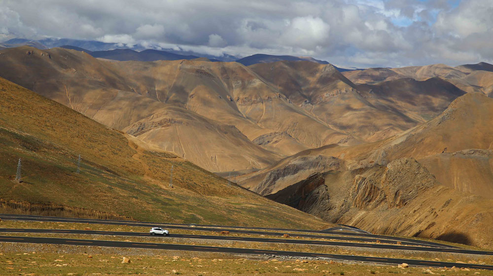 Đi Tây Tạng để tận hưởng hành trình hơn là đích đến mitsubishi-pajero-tay-tang (6).jpg