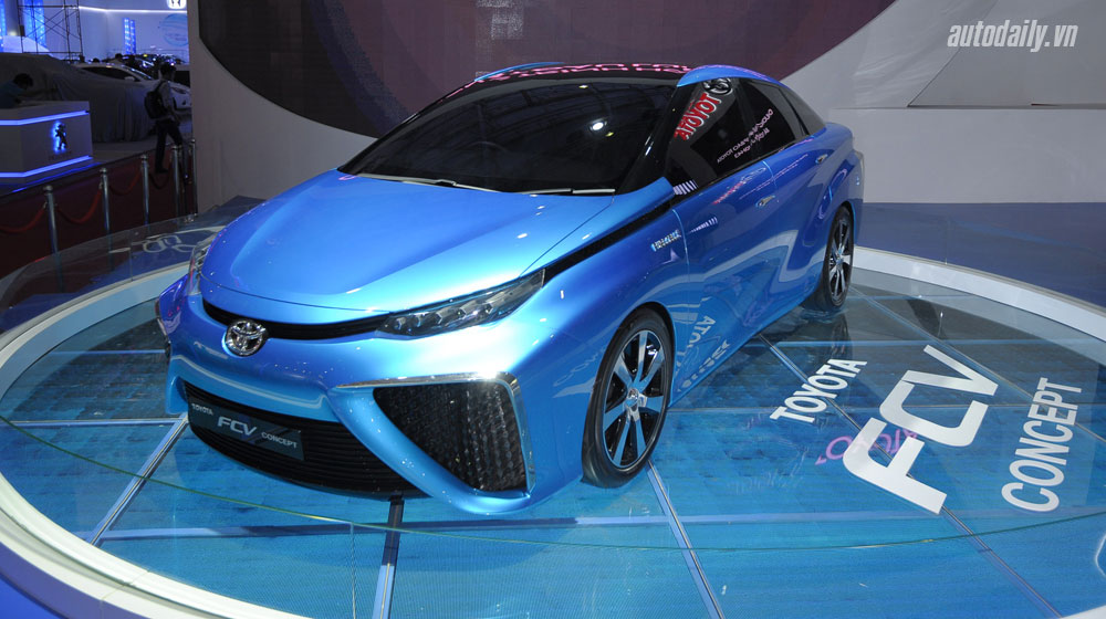 Xem xe tương lai tại gian hàng Toyota Việt Nam FCV-concept_08.jpg