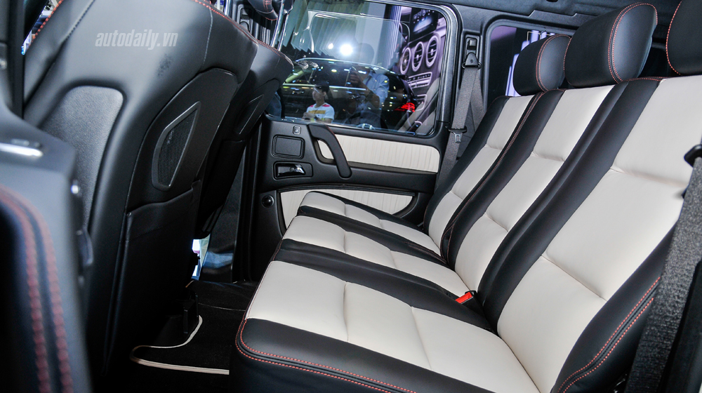 Ngắm “hàng thửa” Mercedes G 500 Edition 35 tại VMS 2015 Mercedes G500  (1).jpg