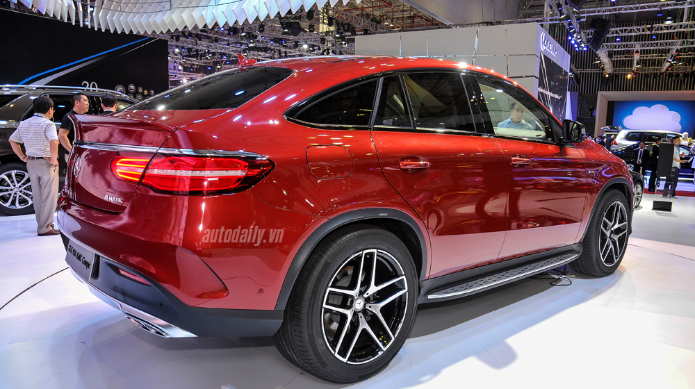 Cận cảnh bộ đôi Mercedes GLE và GLE Coupe tại VMS 2015 Mercedes GLE Coupe (2).JPG