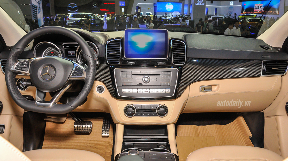 Cận cảnh bộ đôi Mercedes GLE và GLE Coupe tại VMS 2015 Mercedes GLE Coupe (4).JPG