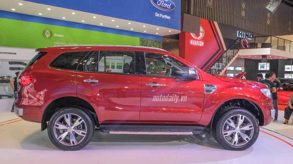 Ảnh chi tiết Ford Everest 2015 tại VMS 2015 ford everest 2015 (3).jpg