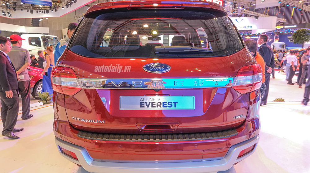 Ảnh chi tiết Ford Everest 2015 tại VMS 2015 ford everest 2015 (4).jpg