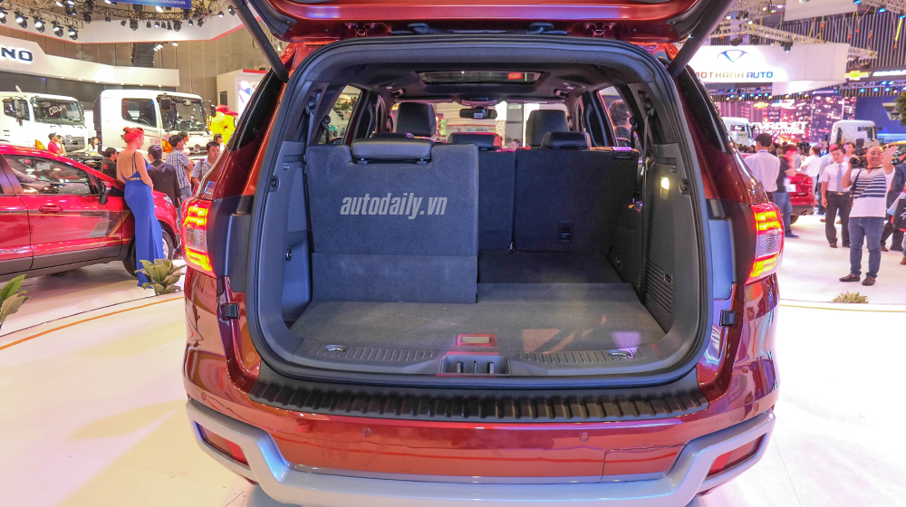 Ảnh chi tiết Ford Everest 2015 tại VMS 2015 ford everest 2015 (7).jpg