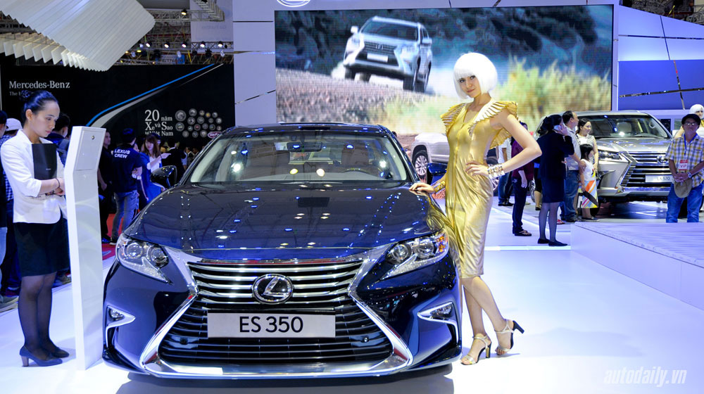 Dàn mẫu “Tây” của Lexus 