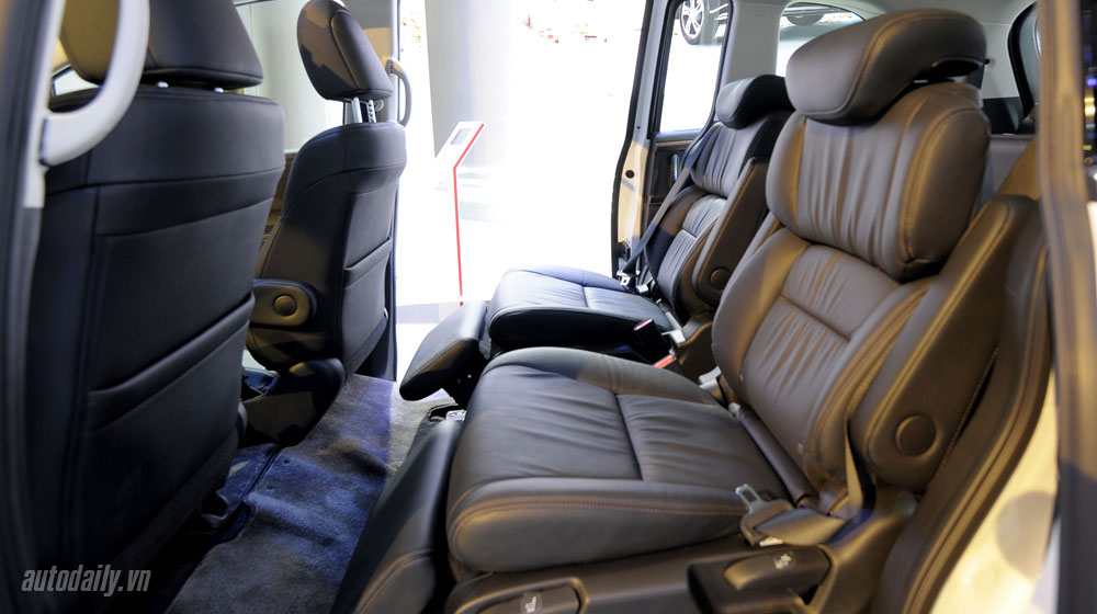 Ảnh chi tiết Honda Odyssey honda-odyssey-vms-2015 (13)-1.jpg