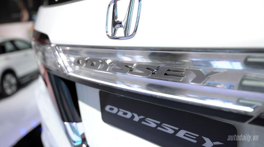 Ảnh chi tiết Honda Odyssey honda-odyssey-vms-2015 (8)-1.jpg