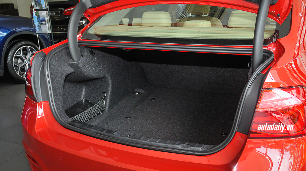 Ảnh chi tiết BMW 320i 2016 tại Việt Nam BMW 3-Series 2016 (19).jpg