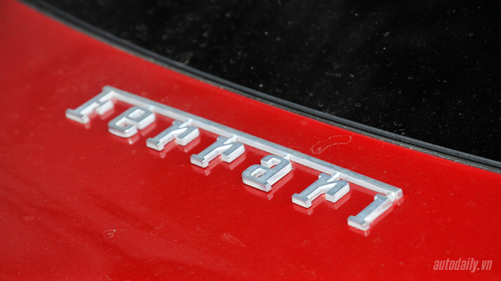 Chạm mặt “siêu ngựa” Ferrari F12 Berlinetta đầu tiên tại Hà Nội _ADC1512 copy.JPG