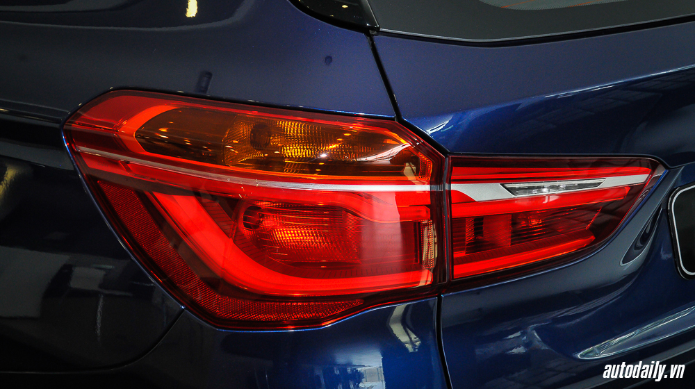 Xem ảnh chi tiết BMW X1 sDrive20i 2016 tại Việt Nam BMW_X1_2016 (16).jpg