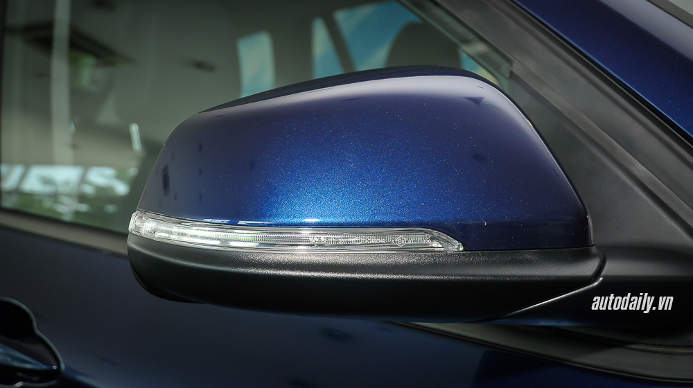 Xem ảnh chi tiết BMW X1 sDrive20i 2016 tại Việt Nam BMW_X1_2016 (5).jpg