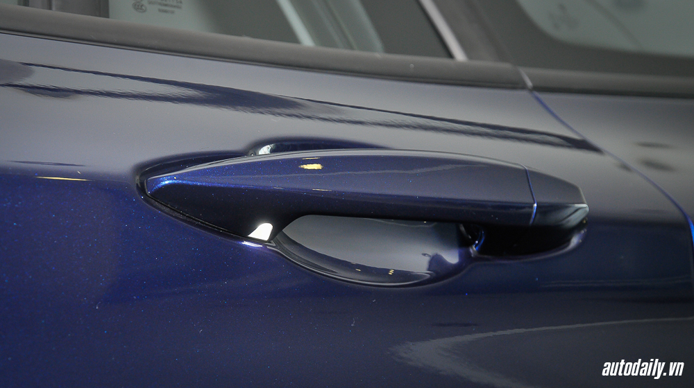 Xem ảnh chi tiết BMW X1 sDrive20i 2016 tại Việt Nam BMW_X1_2016 (8).jpg