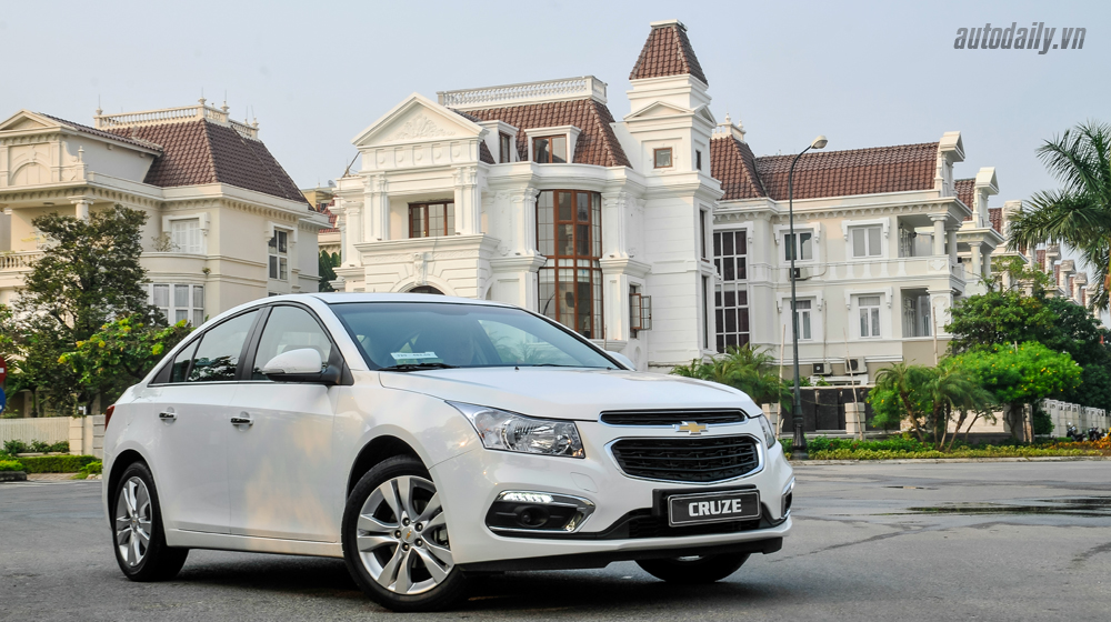 Đánh giá Chevrolet Cruze LTZ 2015: Lựa chọn đáng tiền Chevrolet Cruze 2015 (45).jpg