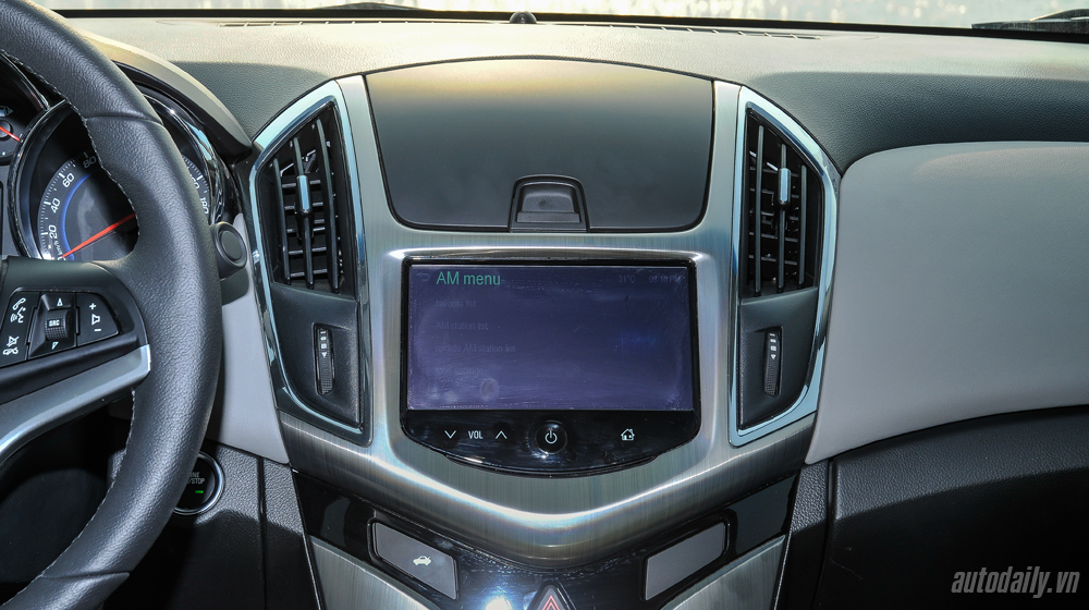 Đánh giá Chevrolet Cruze LTZ 2015: Lựa chọn đáng tiền Chevrolet Cruze 2015 (47).jpg