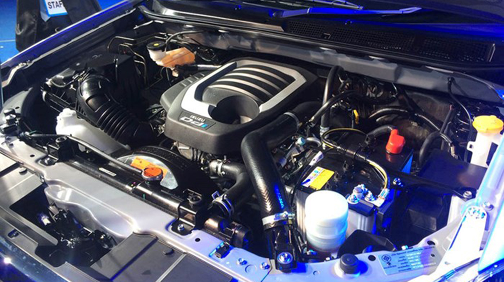 Isuzu trình làng D-Max với động cơ diesel mới Isuzu_Dmax_2016 (5).jpg