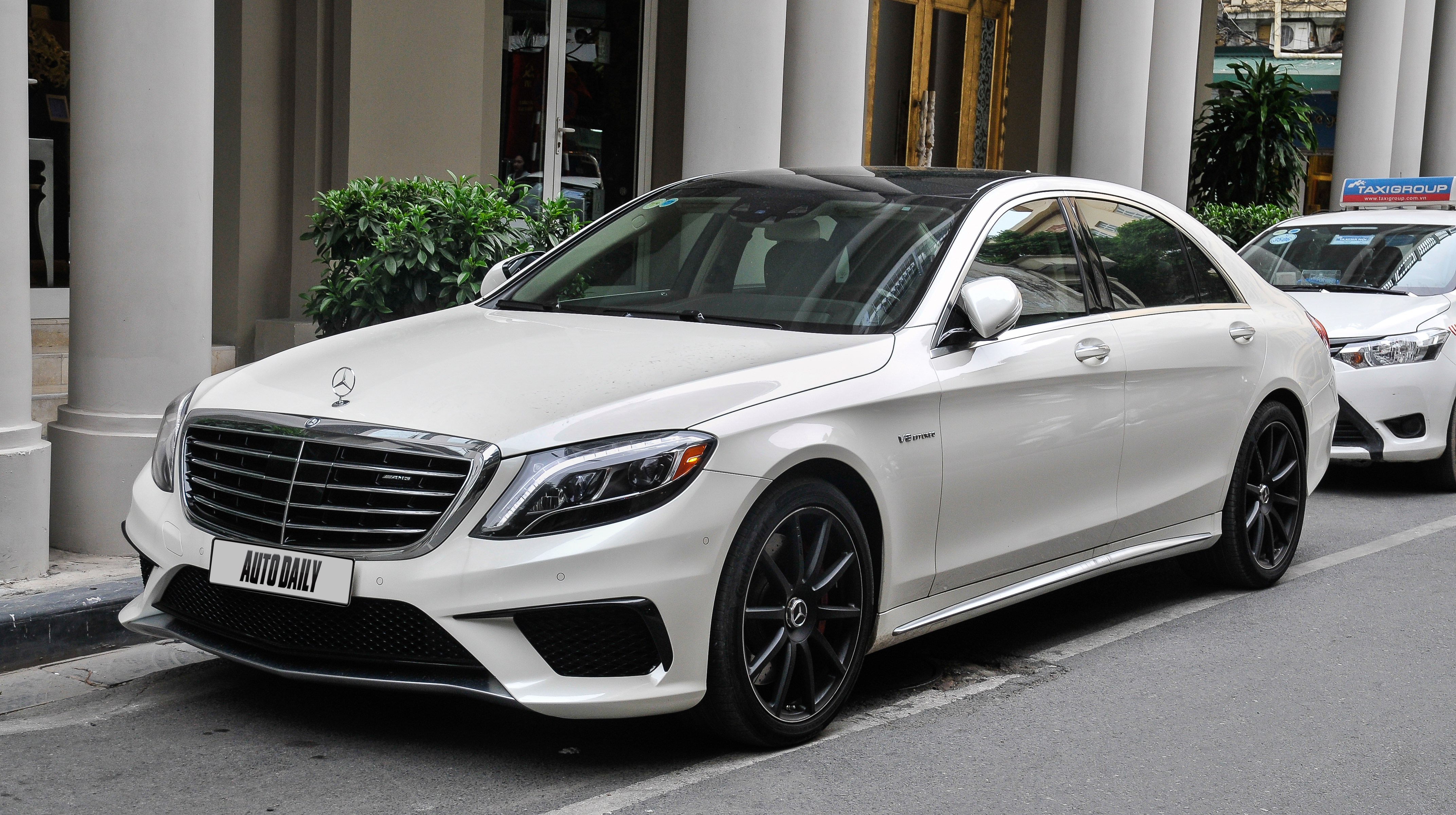 “Chộp” Mercedes S63 AMG giá gần 9 tỷ đồng trên phố Hà Nội _ADC1121 copy.jpg