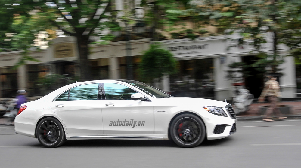 “Chộp” Mercedes S63 AMG giá gần 9 tỷ đồng trên phố Hà Nội _ADC1286 copy.JPG