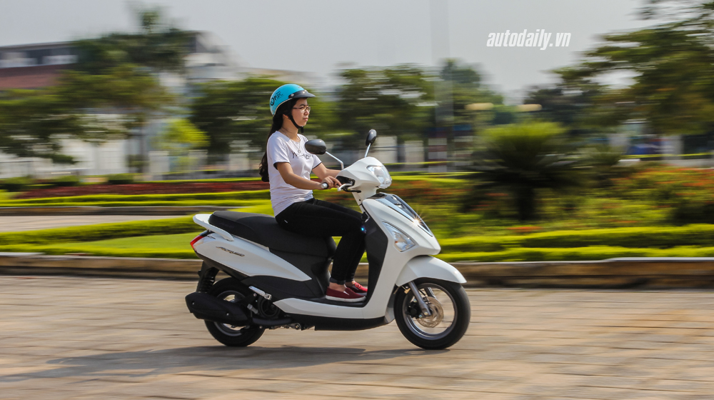 Honda Lead vs Yamaha Acruzo: 