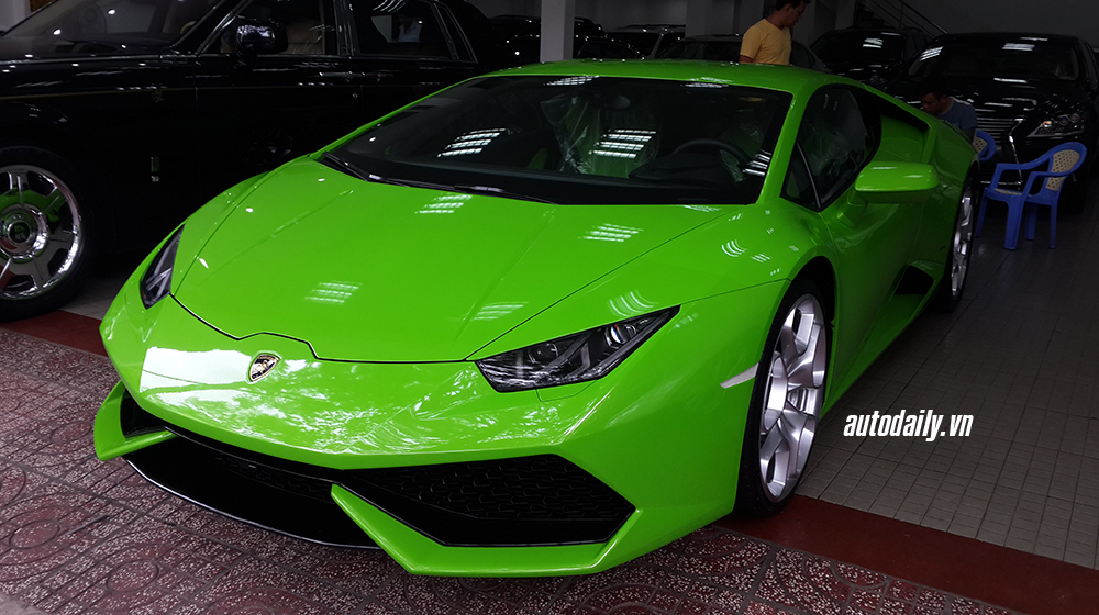 Đại gia Việt Nam đua sắm siêu xe trong 2015 Lamborghini_Huracan (4).jpg