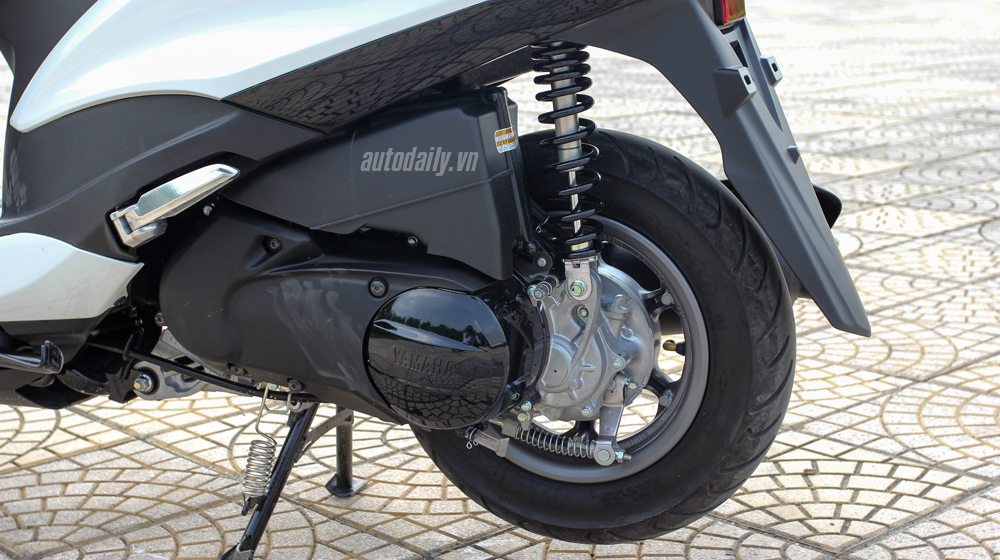 Honda Lead vs Yamaha Acruzo: 