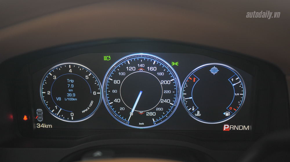 Chi tiết Cadillac Escalade Platinum 2015 tại hà Nội Cadillac Escalade 2015 (24).jpg