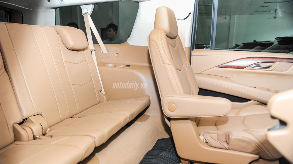 Chi tiết Cadillac Escalade Platinum 2015 tại hà Nội Cadillac Escalade 2015 (27).jpg