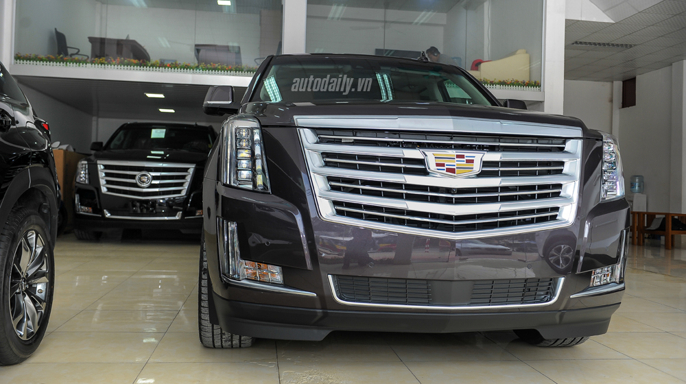 Chi tiết Cadillac Escalade Platinum 2015 tại hà Nội Cadillac Escalade 2015 (4).jpg
