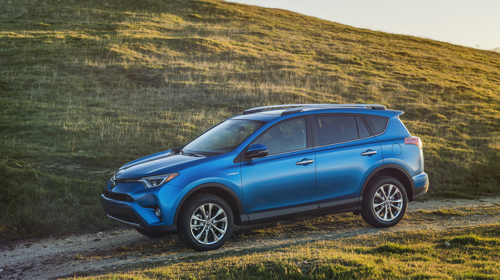 Toyota RAV4 Hybrid 2016 có giá từ 29.970 USD RAV4 2016 Hybrid (5).jpg