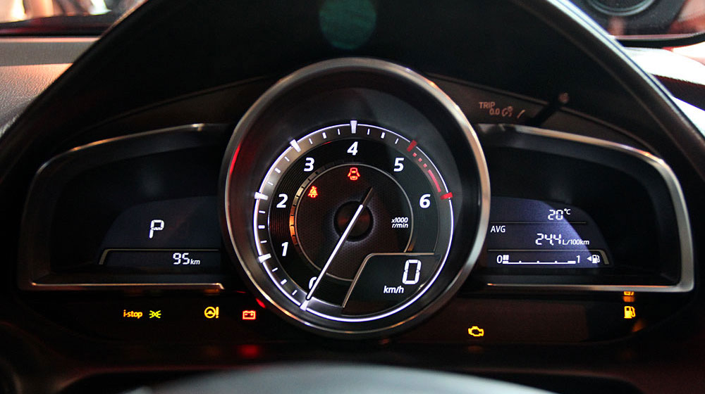 Ảnh chi tiết Mazda CX-3 2016 tại Thái Lan mazda-cx-3-2015-51.jpg