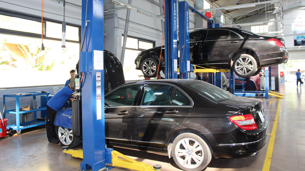 Kiểm tra xe sang miễn phí tại Haxaco Hà Nội mercedes-haxaco (3).jpg