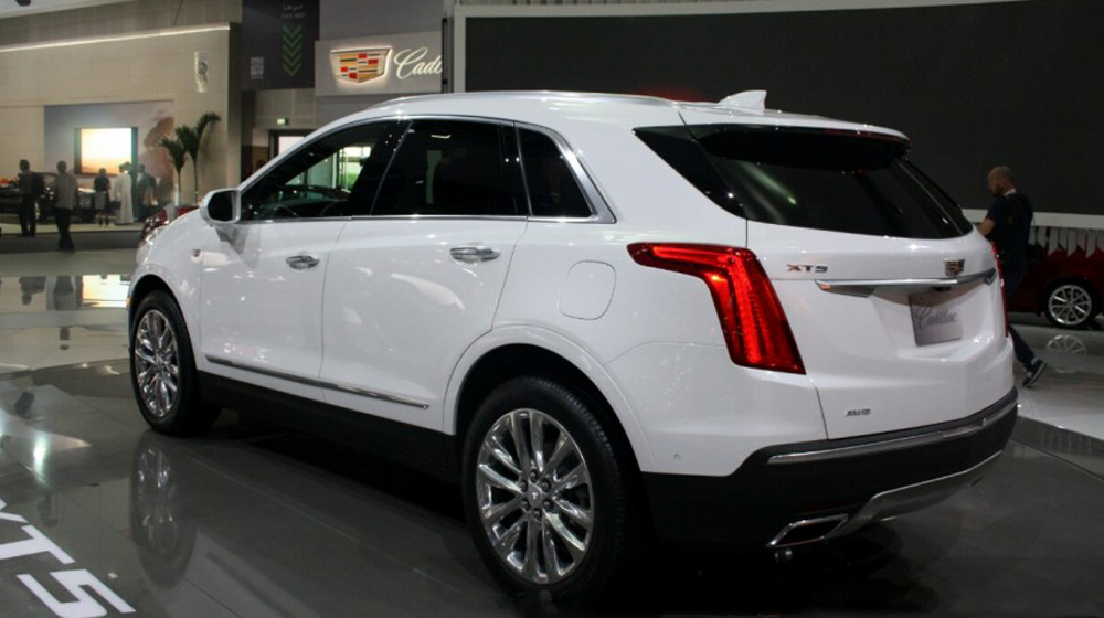 Ngắm Cadillac XT5 “bằng xương, bằng thịt” tại Dubai Auto Show 2015 cadillac XT5 (12).jpg