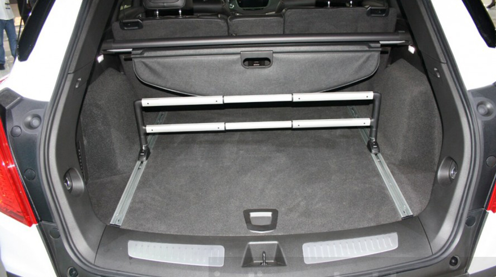 Ngắm Cadillac XT5 “bằng xương, bằng thịt” tại Dubai Auto Show 2015 cadillac XT5 (3).jpg