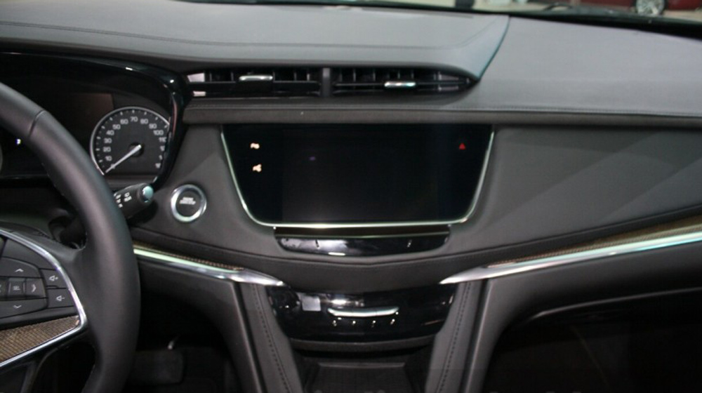 Ngắm Cadillac XT5 “bằng xương, bằng thịt” tại Dubai Auto Show 2015 cadillac XT5 (4).jpg