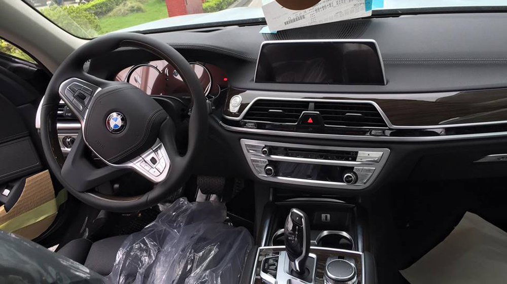 Ảnh chi tiết BMW 7-Series 2016 tại Việt Nam BMW 7-series 2016 (2).jpg
