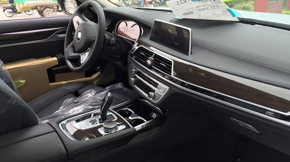 Ảnh chi tiết BMW 7-Series 2016 tại Việt Nam BMW 7-series 2016 (3).jpg