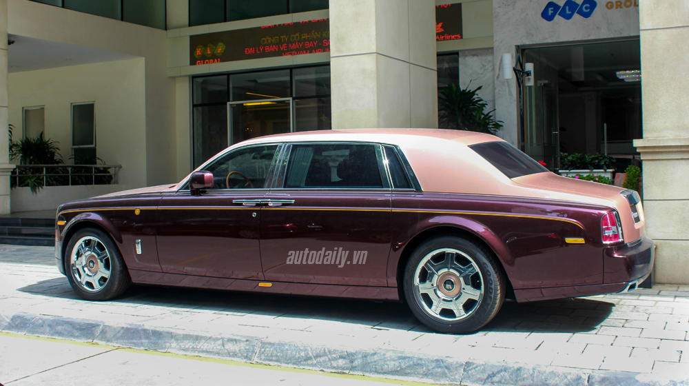 Chi tiết Rolls-Royce Phantom Lửa Thiêng phantom lửa thiêng (9).JPG