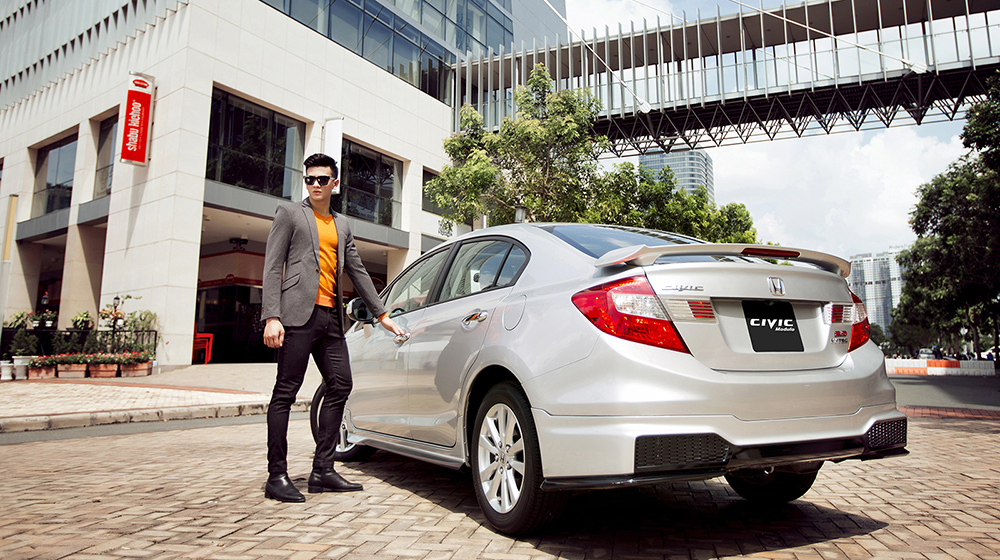 Ảnh trai tài, gái sắc cuốn hút bên Honda Civic Modulo honda-civic-modulo-2015-14.jpg