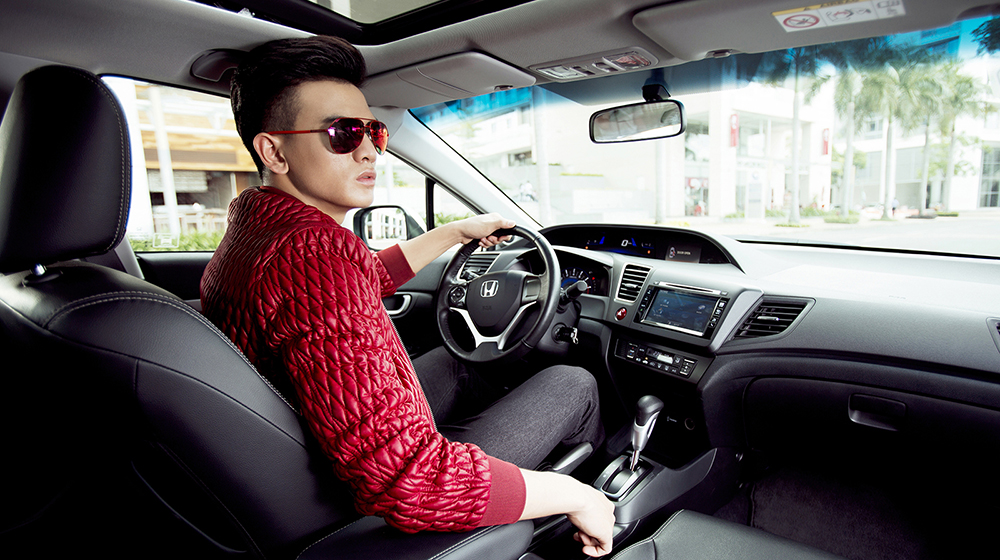 Trai tài, gái sắc cuốn hút bên Honda Civic Modulo honda-civic-modulo-2015-19.jpg