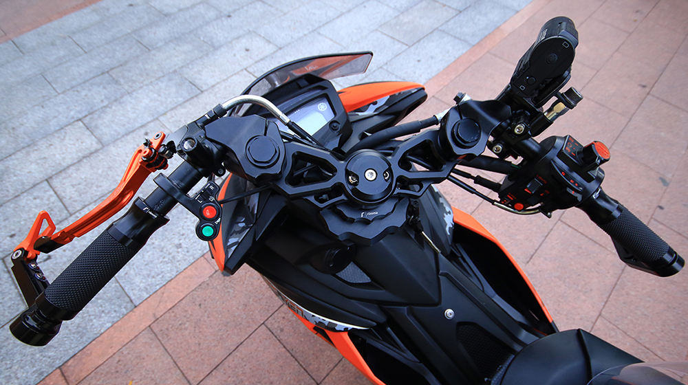 Khám phá Yamaha Exciter 150 độ phong cách YZF-R1 Exciter_R1_Edition (19).jpg