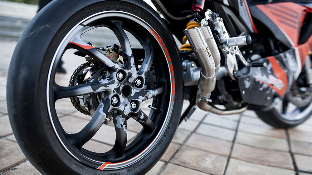 Khám phá Yamaha Exciter 150 độ phong cách YZF-R1 Exciter_R1_Edition (3).jpg