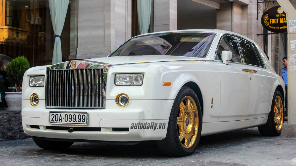 Ngắm Rolls-Royce Phantom mạ vàng biển tứ 9 của đại gia Thái Nguyên Phantom Mạ vàng (13).JPG