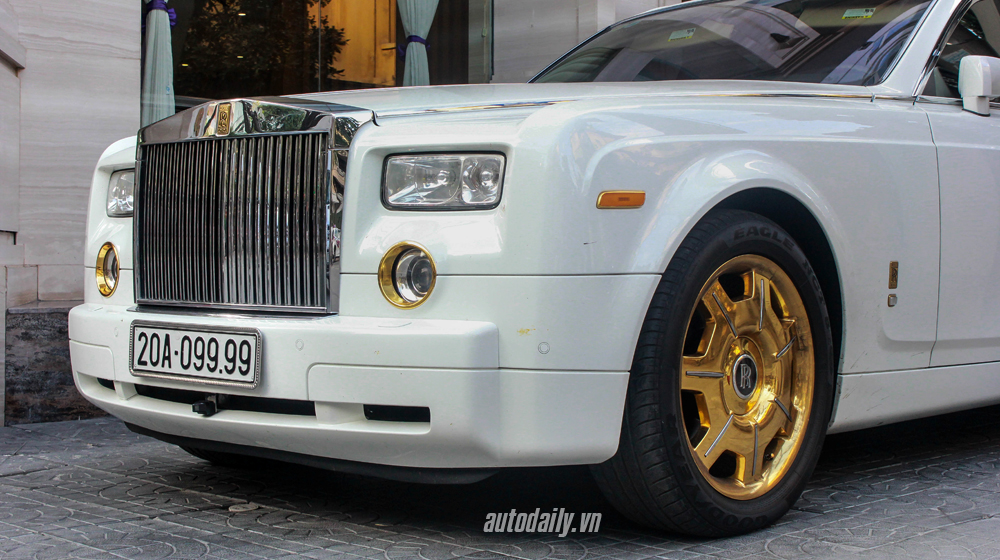 Ngắm Rolls-Royce Phantom mạ vàng biển tứ 9 của đại gia Thái Nguyên Phantom Mạ vàng (14).JPG